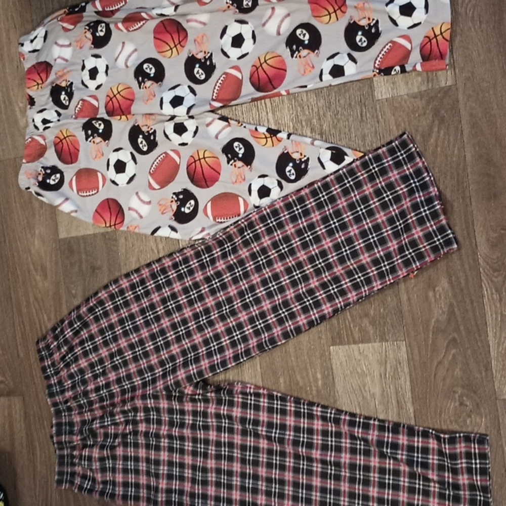 5/$20 (2) pair Boys 10/12  pajama pants